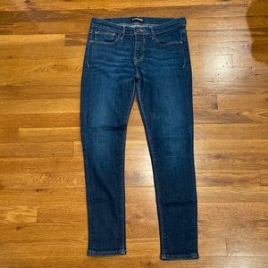 Skinny jeans